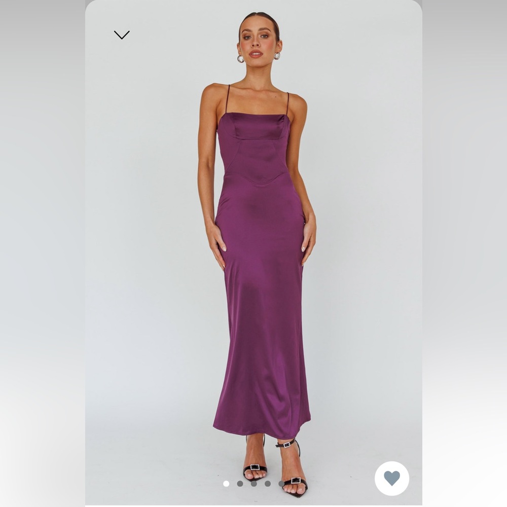 Selfie Leslie plum gown. Never worn, tags still on. Size medium.